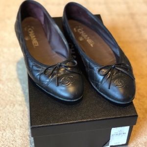 Chanel black quilted flats!